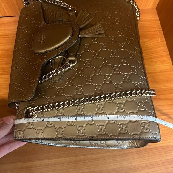 Gucci Metallic Gold Guccissima Leather Large Emily Chain Shoulder Bag - Picture 10 of 16